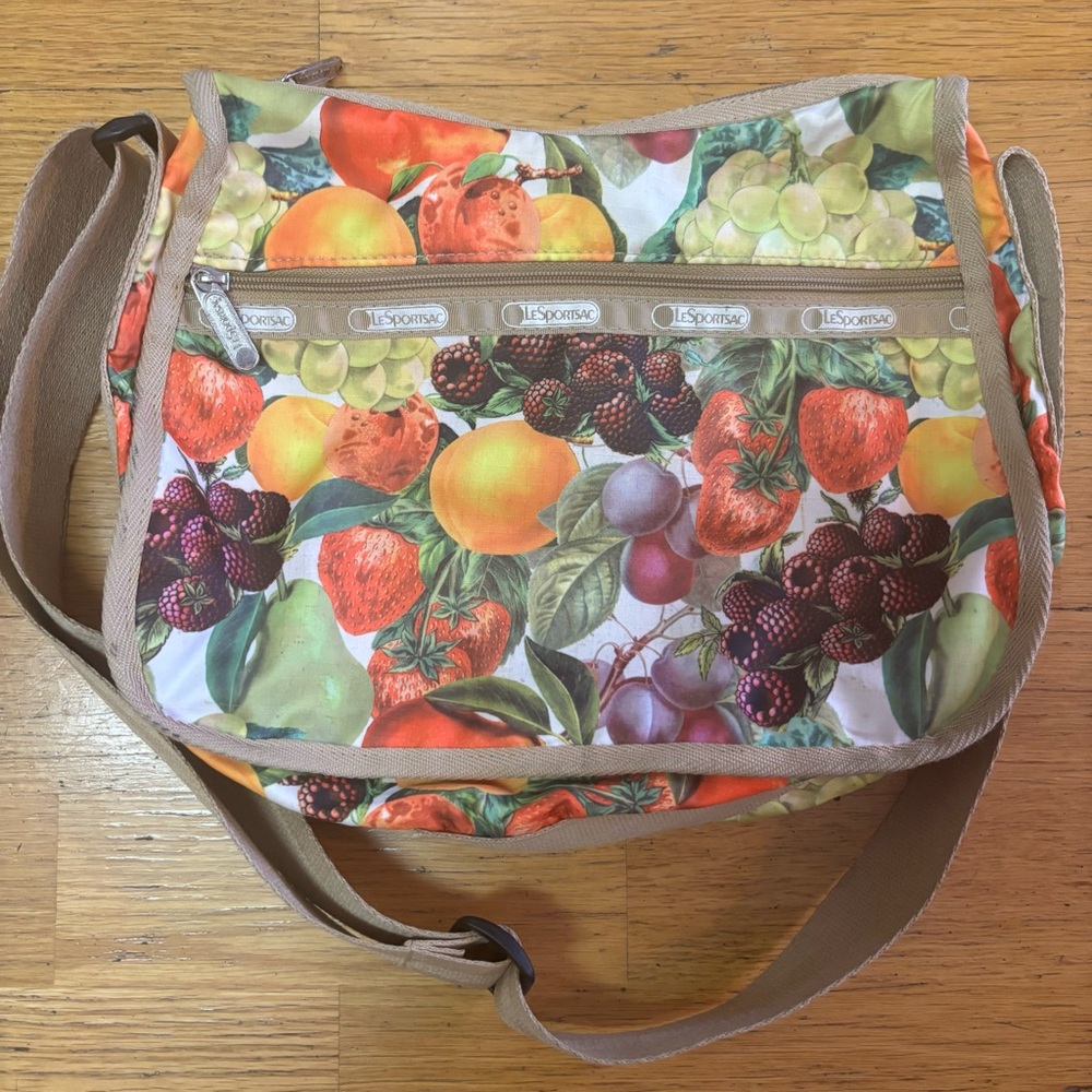 LeSportSac Fruit Farmers Market Preppy Travel Vacation Kitsch Crossbody Bag S
